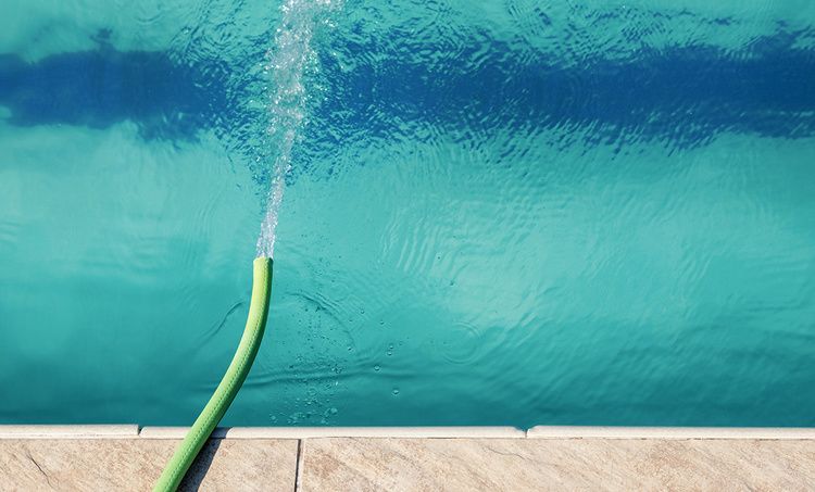 Mettre en eau sa piscine Mettre en eau sa piscine